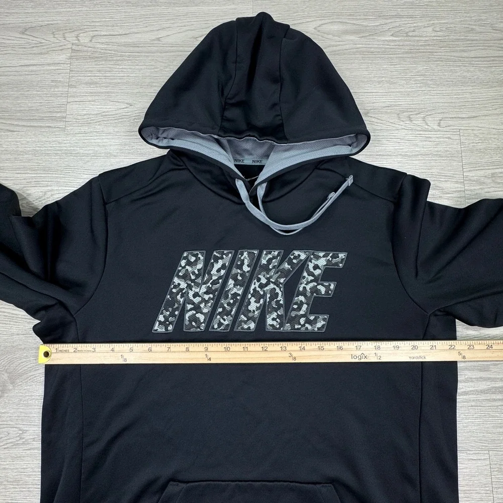 Nike *orders ship